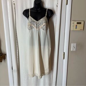 Vintage Youth Form Full Slip